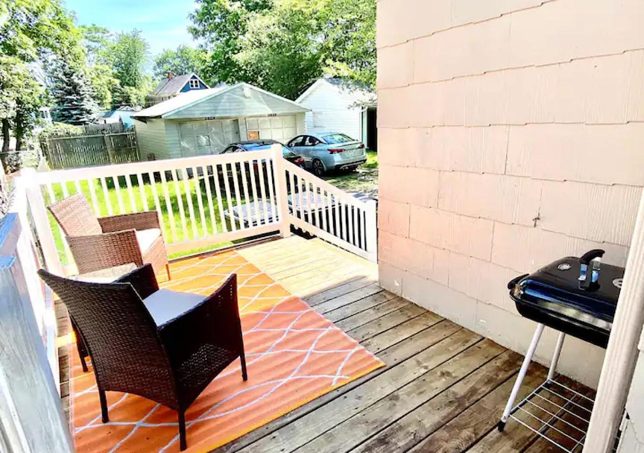 La Naranja Retreat - Cozy Duplex Near Downtown With Parking, 300 Mb Wifi & Self Check In Villa Кливланд Екстериор снимка